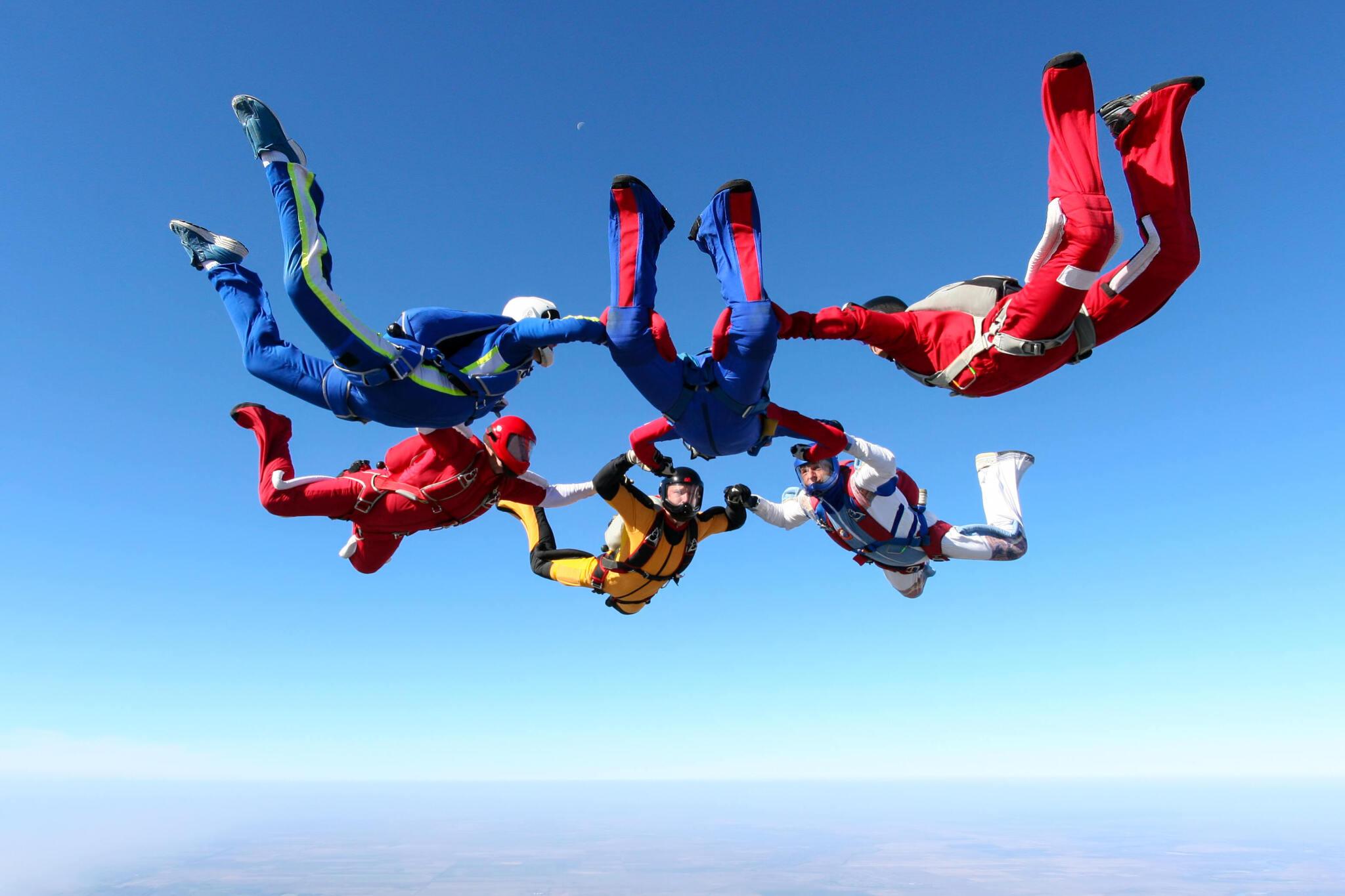 Skydiving in dubai, 